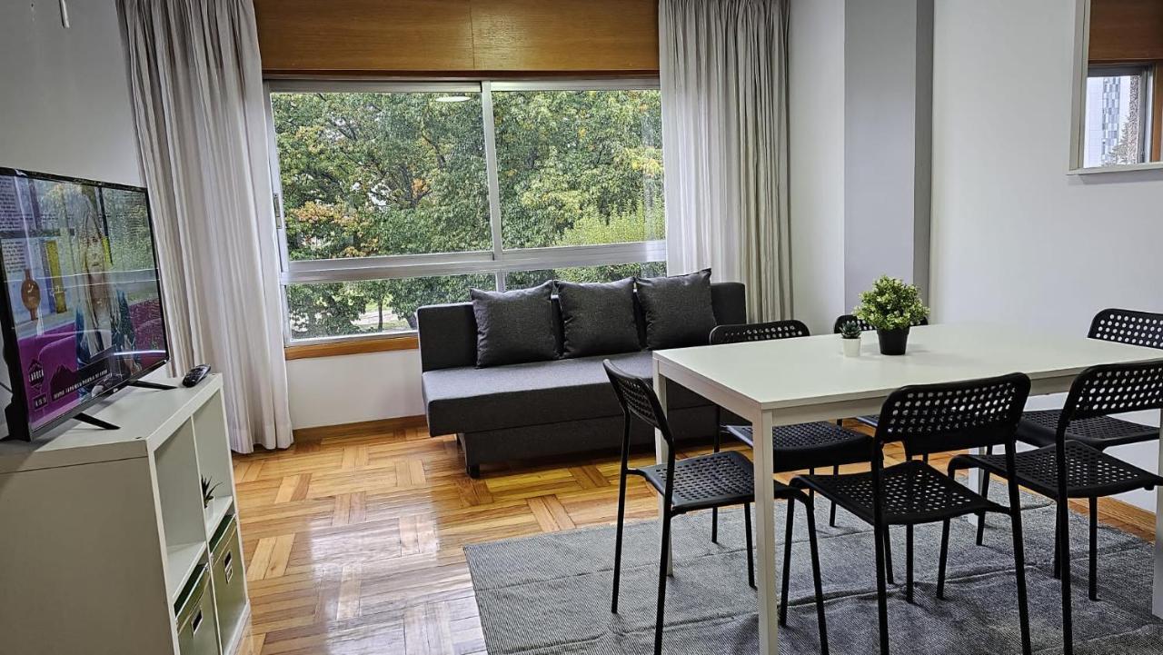 Castelao 35 Apartment Vigo Luaran gambar